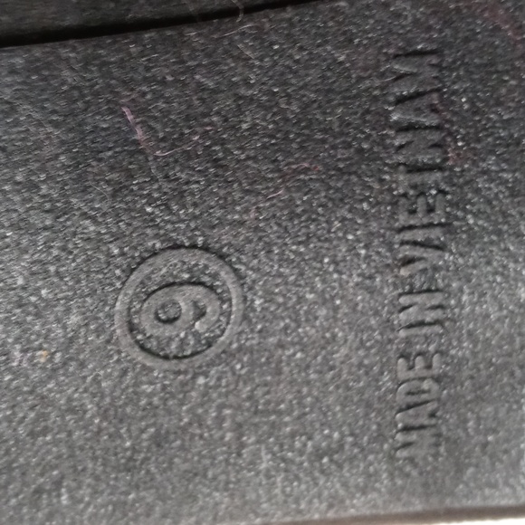 NWOT Old Navy Suede Pumps - Picture 5 of 6